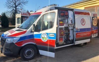 Nowe karetki Bieszczadzkiego Pogotowia Ratunkowego w Sanoku